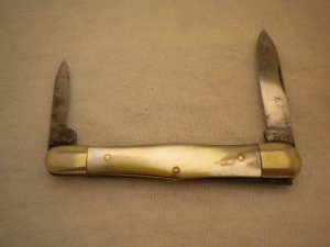 Miller Bros Swell Center Pen Knife  - Pearl Handles -  Solid Old Knife - Circa 1872-1926