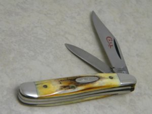 Case XX Stainless USA 2 Dot (1978) Red Etch Stag 5220 SSP Peanut Knife