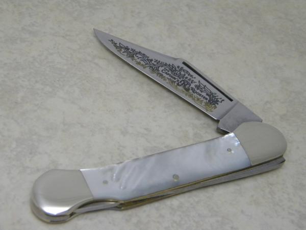 Fight'n Rooster Germany Pearl The Captains Rooster Large Lockback Canoe Knife Fight'n Rooster Germany Pearl The Captains Rooster Large Lockback Canoe Knife