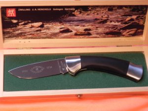 Vintage J A Henckels Single Blade Lock back Large Hunting/Hunter knife in wood display box RARE One!