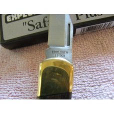 Mint in box-Explorer Safari Plus Knife Mint in box-Explorer Safari Plus Knife
