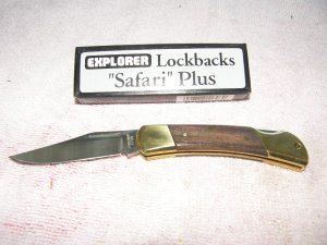 Mint in box-Explorer Safari Plus Knife