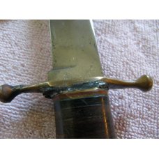 Old Western Fixed Blade Knife has a sheath