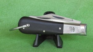 Taylor's Eye Witness Barlow with clip and spay blades Fancy bolster with bale    