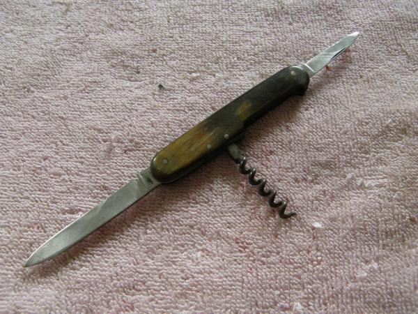 Vintage Kaufmann Horn Handles Knife With Cork Screw Vintage Kaufmann Horn Handles Knife With Cork Screw