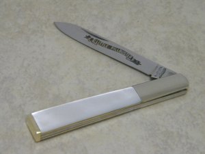 Parker Cut. Co. SS Japan Pearl Little Pillbuster Doctor's Knife
