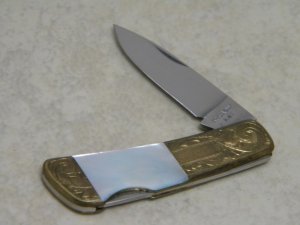 Kershaw KAI Japan Model 5300 Pearl Tiny Lockback Knife with Engraved Bolsters