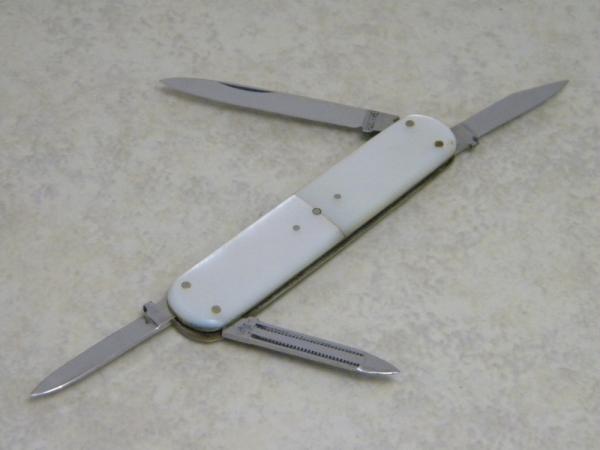 Vintage Unbranded Made in Germany Rostrfei Genuine Mother of Pearl Lobster Knife