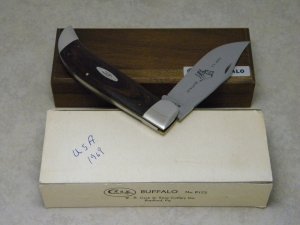 Case XX USA 1965-69 Wood P172 Buffalo Clasp Knife in Box