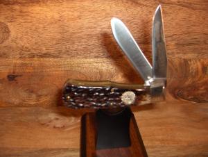 CAMILLUS USA - REMINGTON SALUTES NKCA 1972-1997 - BROWN BONE HANDLES - SATIN FINISH BLADES - #567