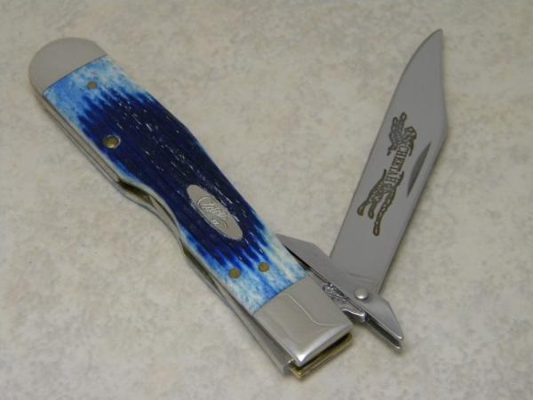 Case XX USA 2002 Caribbean Blue Bone 6111 1/2 L SS Cheetah Knife Case XX USA 2002 Caribbean Blue Bone 6111 1/2 L SS Cheetah Knife