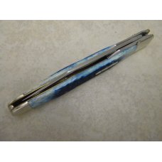 Case XX USA 2002 Caribbean Blue Bone 6111 1/2 L SS Cheetah Knife Case XX USA 2002 Caribbean Blue Bone 6111 1/2 L SS Cheetah Knife
