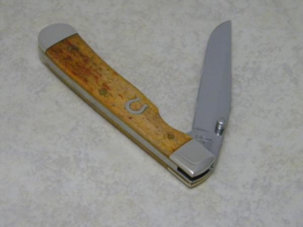 Case XX USA Bone 6154L Chestnut Bone Trapper Linerlock Knife With Horseshoe Inlay Case XX USA Bone 6154L Chestnut Bone Trapper Linerlock Knife With Horseshoe Inlay