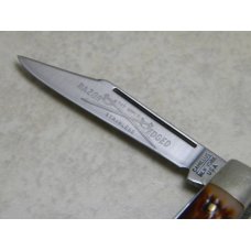 Camillus New York USA Jigged Delrin "Razor Edged Stainless" #177 Small Jack Knife Camillus New York USA Jigged Delrin "Razor Edged Stainless" #177 Small Jack Knife