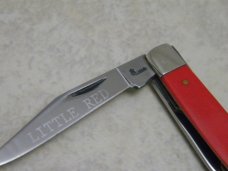 Queen Cutlery Co. Made in USA Smooth Red #17 "Little Red" Peanut Knife c.1970's Queen Cutlery Co. Made in USA Smooth Red #17 "Little Red" Peanut Knife c.1970's