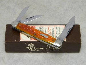 Schatt & Morgan Titusville PA (Queen Cut. Co.) 043221 Orange Bone Whittler Knife in Box c.1994