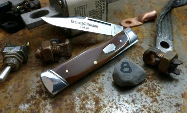 Schatt and Morgan - Keystone Series - #40 Gunstock - Smooth Amber Bone - 8 