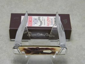 Schatt & Morgan Titusville PA Genuine Bone 042121 Small Muskrat Knife in Box c.2010