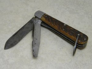 Camillus Cutlery Co. Camillus New York USA Brown Rogers Bone WWI Military Issue Electrician's Knife