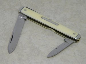Vulcan T Ellin & Co. Sheffield Imitation Ivory Small Equal End Pen Knife with Bar Shield c.1846-1944