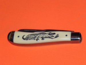 Vintage Schrade Scrimshaw with Crocodile 2 Blade Trapper Pocketknife (584SC) Limited Edition