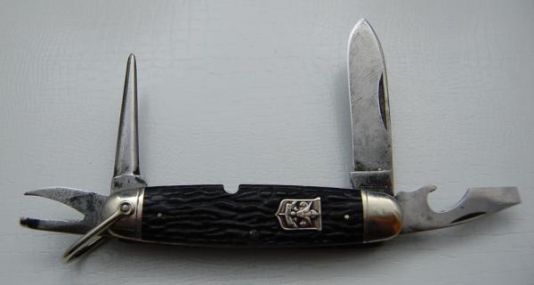 Landers, Frary and Clark Boy Scout Knife (347) Landers, Frary and Clark Boy Scout Knife (347)