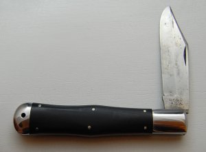 Landers, Frary and Clark Ebony Pocket Knife (401)