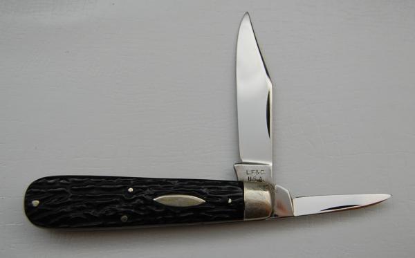 Landers, Frary and Clark Perfected Stag Pocket Knife (430)