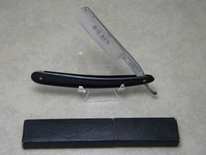 Vintage Wilbert Cutlery Co. Chicago "BIG BEN" Round Extra Hollow Ground Straight Razor in Box