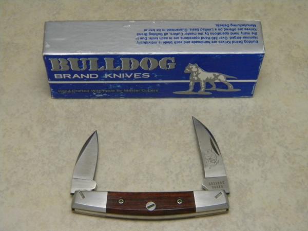 Bulldog Brand Pit Bulls Wood 2 Blade Congress Knife in Box Bulldog Brand Pit Bulls Wood 2 Blade Congress Knife in Box