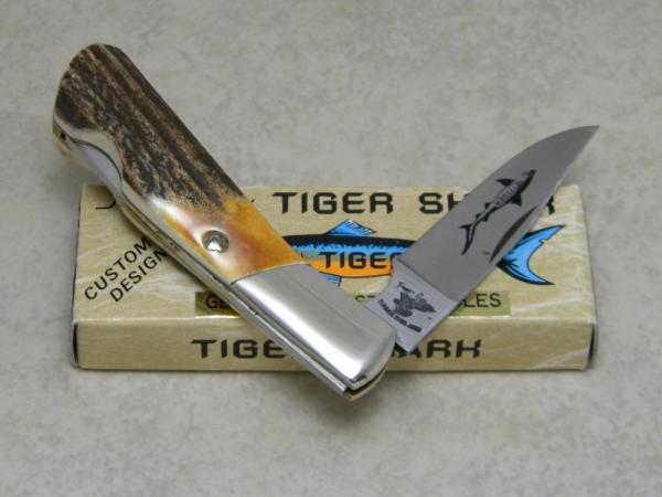 Frost Cutlery Japan Genuine Deer Stag Tiger Shark Lockback Knife in Box Frost Cutlery Japan Genuine Deer Stag Tiger Shark Lockback Knife in Box