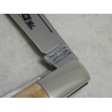 Parker Cut. Co. Japan Smooth Bone One Arm Pillbuster Razor Barlow Knife in Box Parker Cut. Co. Japan Smooth Bone One Arm Pillbuster Razor Barlow Knife in Box