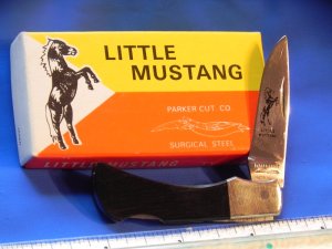 Vintage Parker Cutlery Co Little Mustang Pocketknife (Model # TY-224) w/ Black Wood Handles -NOS