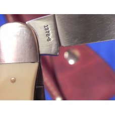 Vintage 1978-8 Parker-Frost Scrimshaw 2 Blade Hunting Knife with Bear Cubs Scrimshaw & Blade Etching Vintage 1978-8 Parker-Frost Scrimshaw 2 Blade Hunting Knife with Bear Cubs Scrimshaw & Blade Etching