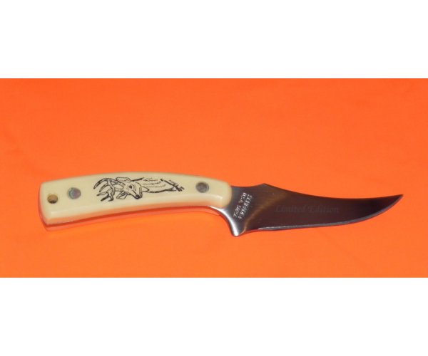 Vintage Limited Edition Schrade Scrimshaw Sharp Finger straight Blade Pocket Knife w Deer/Buck 502SC