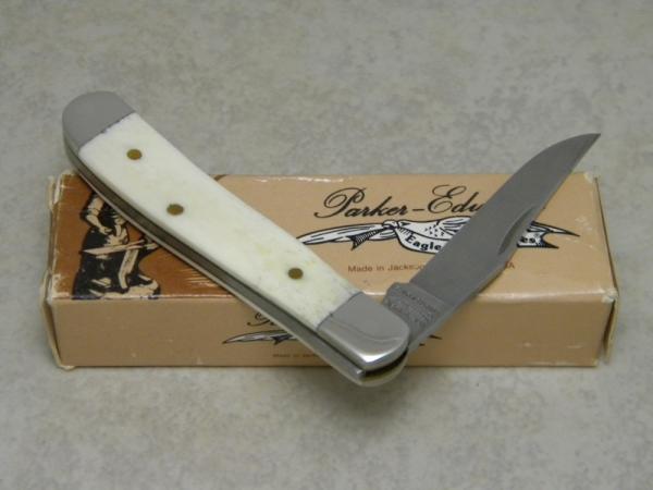 Parker Edwards Alabama, USA Eagle Brand Smooth Bone A95155S 1 Blade Mini Trapper Knife in Box c.1986 Parker Edwards Alabama, USA Eagle Brand Smooth Bone A95155S 1 Blade Mini Trapper Knife in Box c.1986