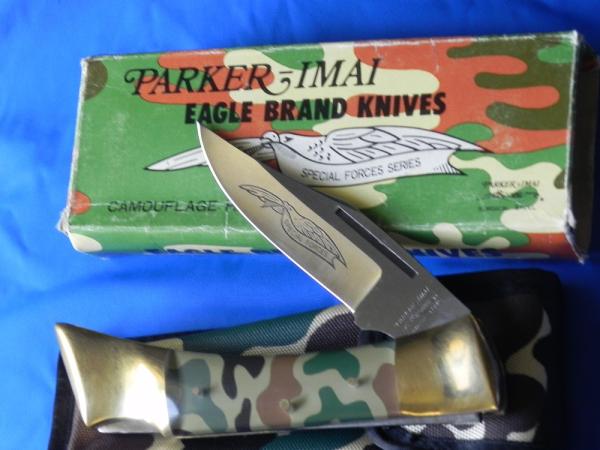Vintage Parker K267 Large Lockback Hunting Knife w/ Special Forces within a flying Eagle Blade Etch Vintage Parker K267 Large Lockback Hunting Knife w/ Special Forces within a flying Eagle Blade Etch