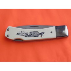 Vintage Limited Edition Schrade Scrimshaw Medium Single Blade LockBack Knife w/ a Beaver Mdl# 515SC Vintage Limited Edition Schrade Scrimshaw Medium Single Blade LockBack Knife w/ a Beaver Mdl# 515SC