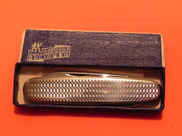 Vintage J A Henckels, Zwillingswerk, 2 Blade +File Gentlemens Pocketknife. Detailed Fancy Handles Vintage J A Henckels, Zwillingswerk, 2 Blade +File Gentlemens Pocketknife. Detailed Fancy Handles