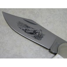 Frost Cutlery Japan Smooth Bone "Coon Hunter" Folding Hunter Clasp Knife in Box Frost Cutlery Japan Smooth Bone "Coon Hunter" Folding Hunter Clasp Knife in Box