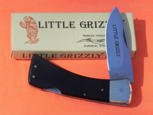 Vintage Parker-Frost Folding Hunter "Little Grizzly" Hunting Pocket knife w Black Wood Handles