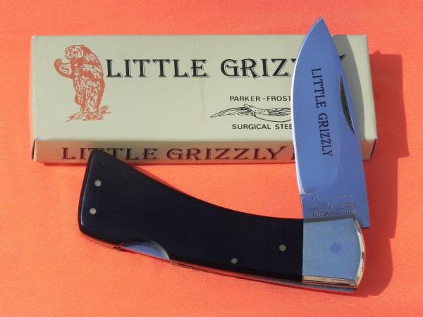 Vintage Parker-Frost Folding Hunter "Little Grizzly" Hunting Pocket knife w Black Wood Handles Vintage Parker-Frost Folding Hunter "Little Grizzly" Hunting Pocket knife w Black Wood Handles