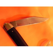 Vintage J A Henckels Serpentine Whitter Pocket Knife w/ Slick Black Synthetic Handles & Rare Shield Vintage J A Henckels Serpentine Whitter Pocket Knife w/ Slick Black Synthetic Handles & Rare Shield