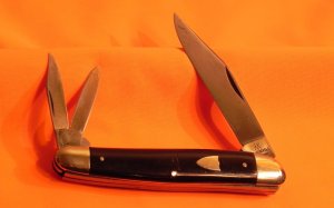 Vintage J A Henckels Serpentine Whitter Pocket Knife w/ Slick Black Synthetic Handles & Rare Shield