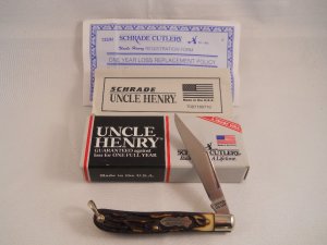Schrade Uncle Henry 12UH USA Mint