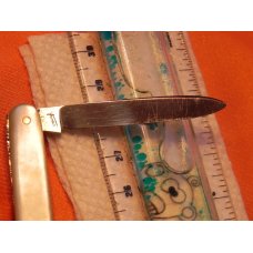 Vintage J A Henckels, Friodur, 2 Blade Pen Pocketknife w Mother of Pearl Handles Vintage J A Henckels, Friodur, 2 Blade Pen Pocketknife w Mother of Pearl Handles