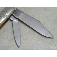 Belknap Inc. Louisville, KY BG-3 USA Third Edition Commemorative Blue Grass Barlow Knife Belknap Inc. Louisville, KY BG-3 USA Third Edition Commemorative Blue Grass Barlow Knife