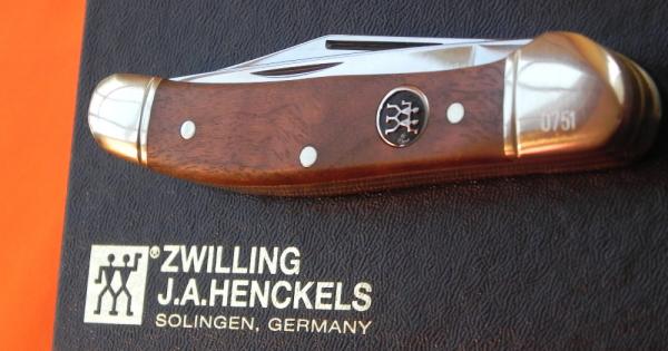J A Henckels Copperhead Pocket Knife w European Gunstock Walnut Handles +Pouch, COA & Hard Box -RARE J A Henckels Copperhead Pocket Knife w European Gunstock Walnut Handles +Pouch, COA & Hard Box -RARE