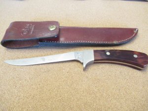 Case XXFixed Blade Choctaw Wood Handle 1981 9 dot