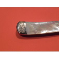 Boker "Cinch" Trapper Mdl# 2525P w/ Flawless and Fiery Mother of Pearl Handles Scroll Bolsters -WOW Boker "Cinch" Trapper Mdl# 2525P w/ Flawless and Fiery Mother of Pearl Handles Scroll Bolsters -WOW
